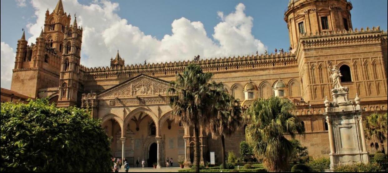 Dietro La Cattedrale Palermo Exterior foto